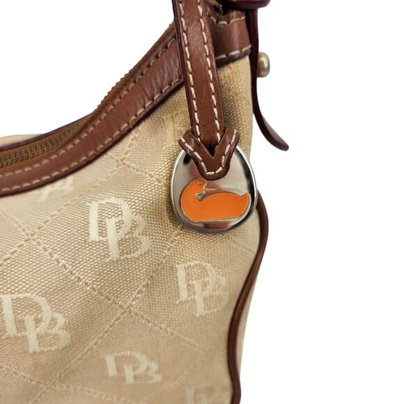 VTG Dooney & Bourke Monogram Canvas & Leather Signature Hobo Shoulder Bag Y2K - Picture 2 of 7
